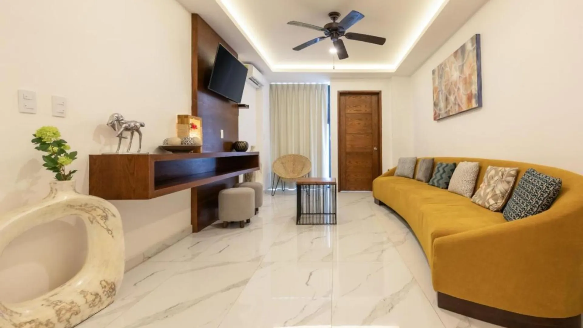 Collection O Hotel Marvic Playa del Carmen