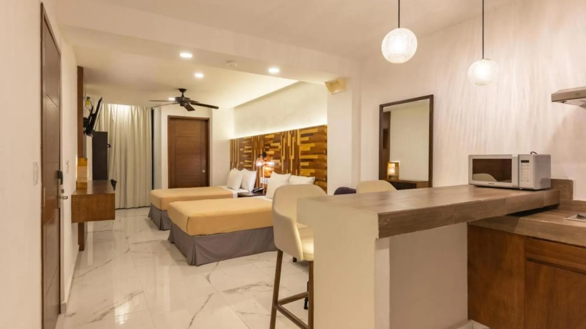 ****  Collection O Hotel Marvic Playa del Carmen México