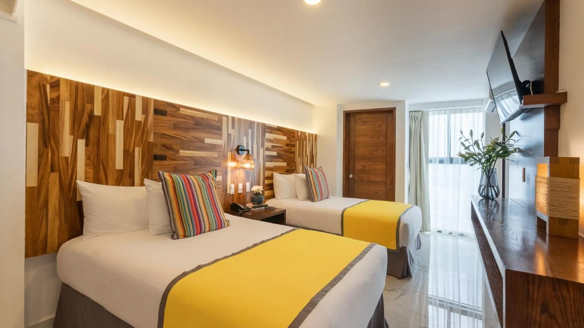 Collection O Hotel Marvic Playa del Carmen